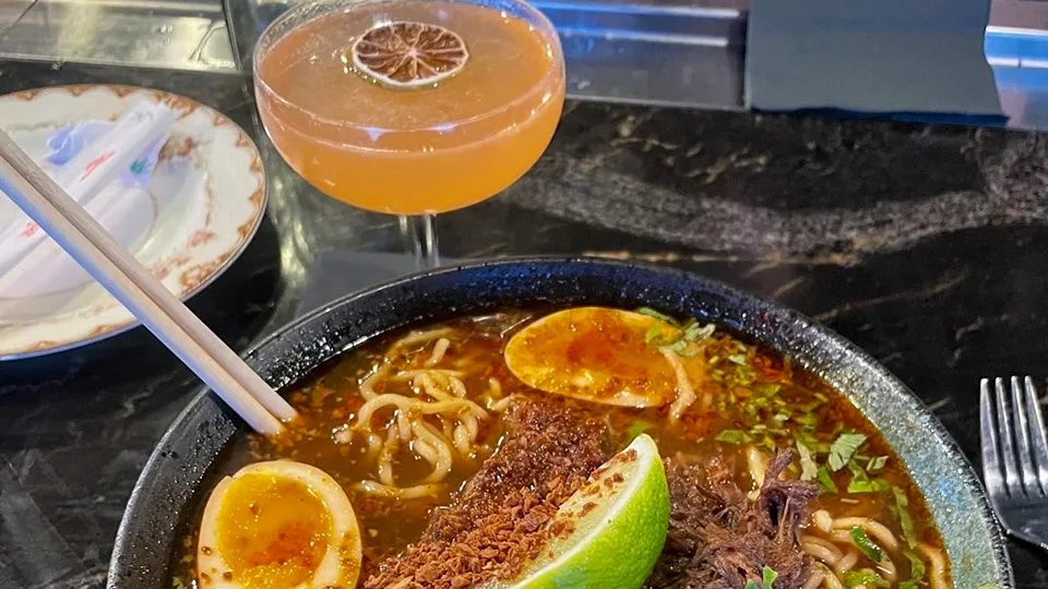 Best Maui Restaurants Makawao Public House