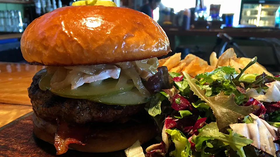 Best Burgers on Maui Nalu's South Shore Grill