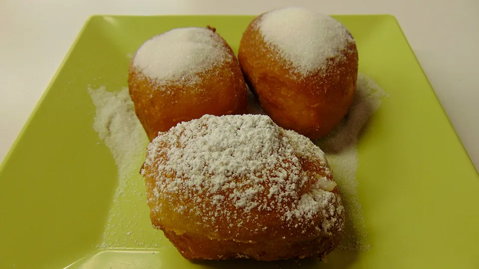 Maui Best Home Maid Cafe Malasada