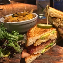 Nalus Best Maui Hawaii Restaurant Review