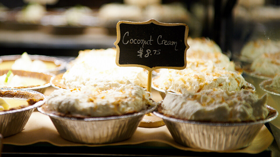 Top 10 Activities Maalaea Olowalu Leoda's Kitchen and Pie Shop